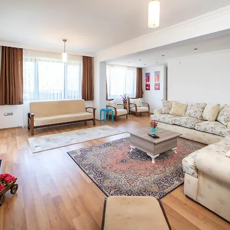Astonishing Flat With Amazing View, Balcony And Terrace In Fethiye Hébergement de vacances *